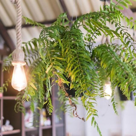 Boho Hostel Ko Lanta Екстериор снимка